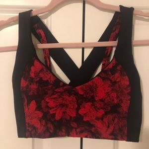 Lululemon sports bra